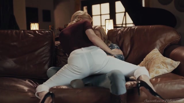 CharlotteStokely SereneSiren Lesbians